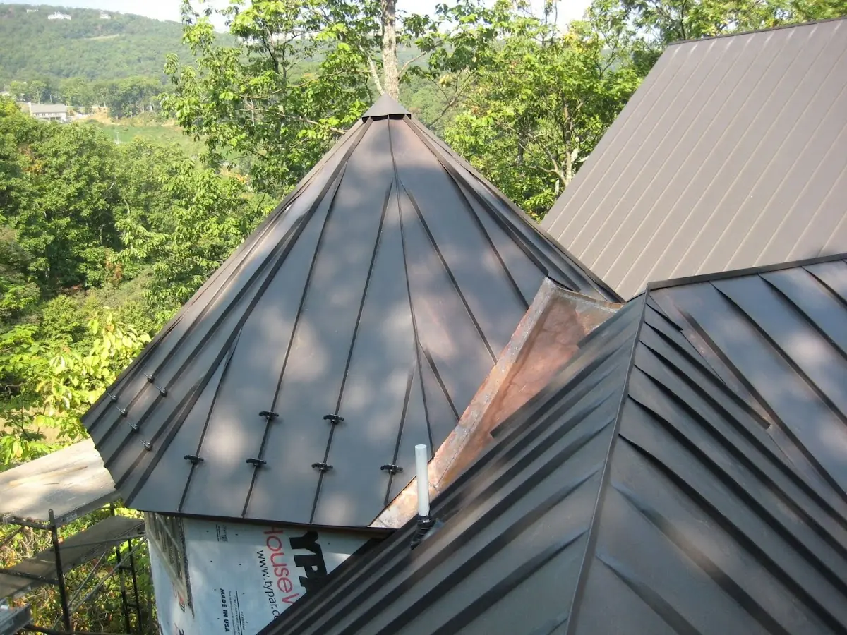 Professional Roof Tarp Installation by Craftsman Roofing in Duckettsville